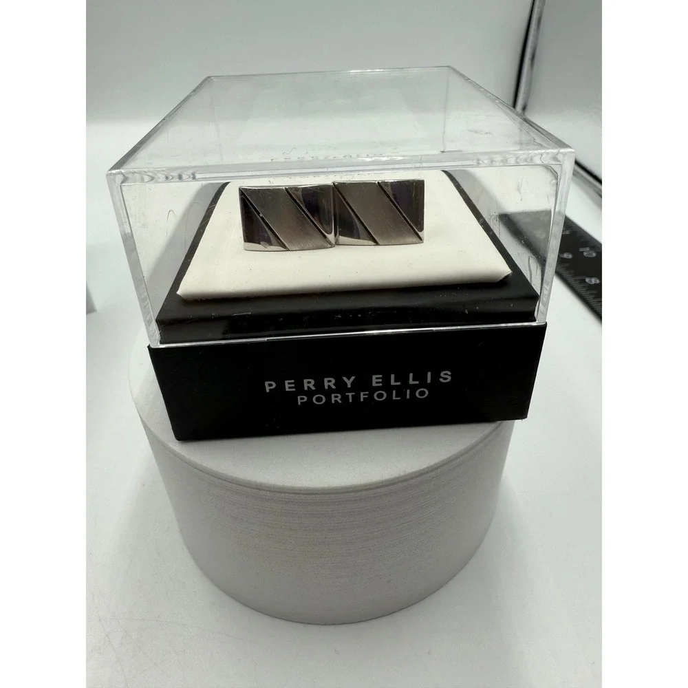 Perry Ellis Portfolio Mens Silver Tone Rectangular Diagonal Stripe Cufflinks